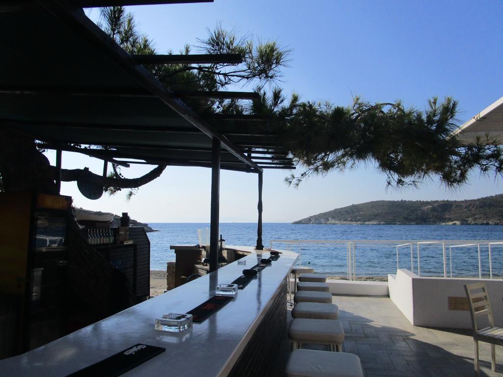 Club Mackerel Holiday Village Foça Bagian luar foto