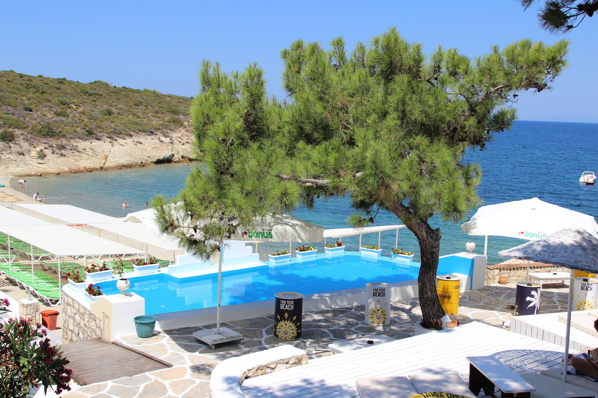 Club Mackerel Holiday Village Foça Bagian luar foto