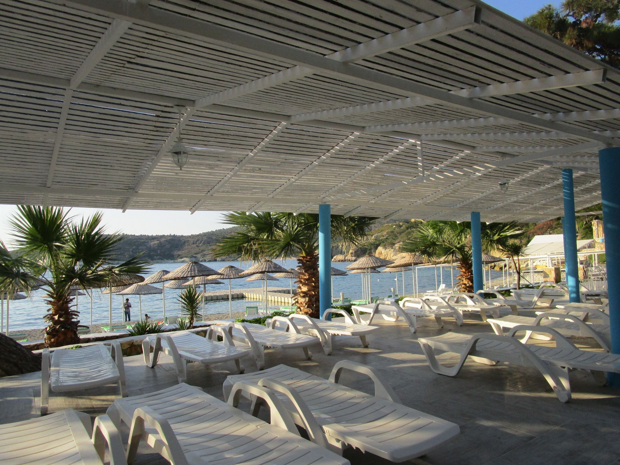 Club Mackerel Holiday Village Foça Bagian luar foto